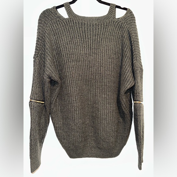 Preloved Knit Sweater - Picture 2 of 7